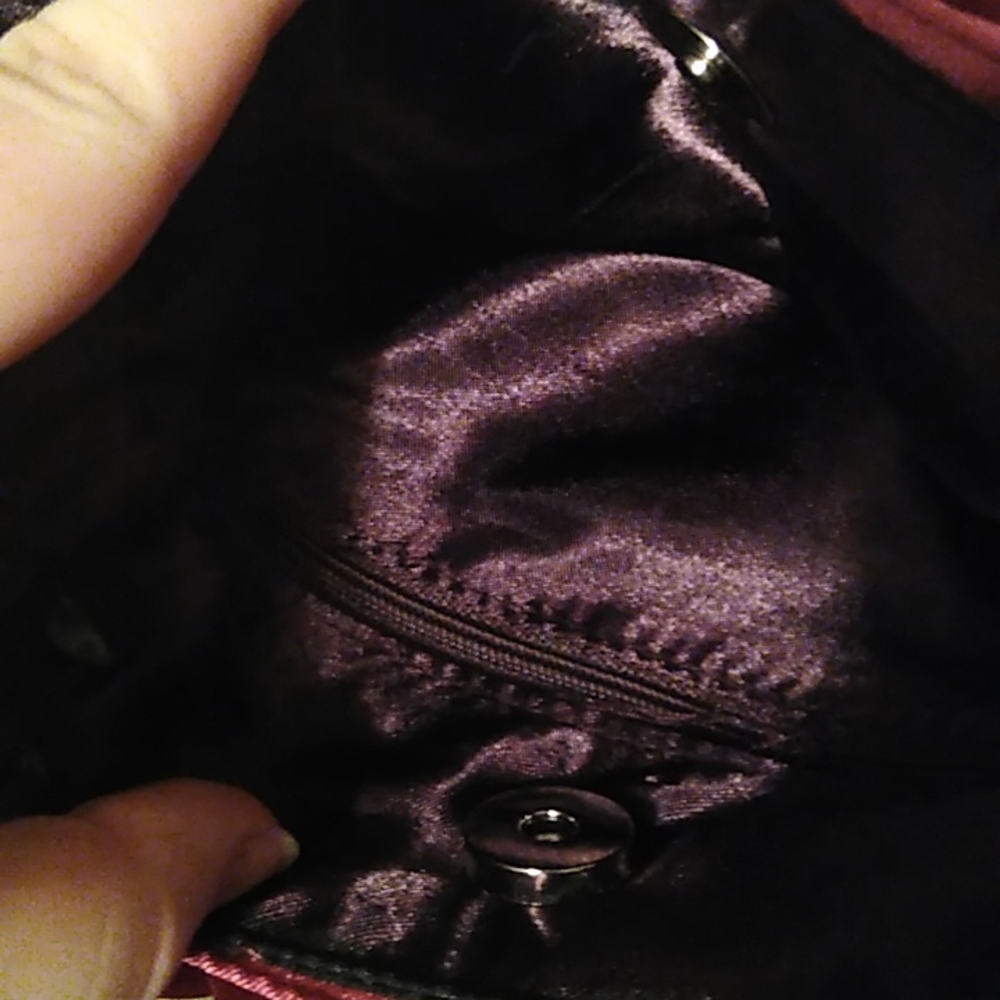 rose bag with black handles - Picture 2 of 3